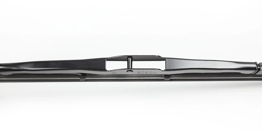 Valeo Silencio X.TRM Flat & Bosch Rear Screen Wiper H - Triple Pack - Image 6